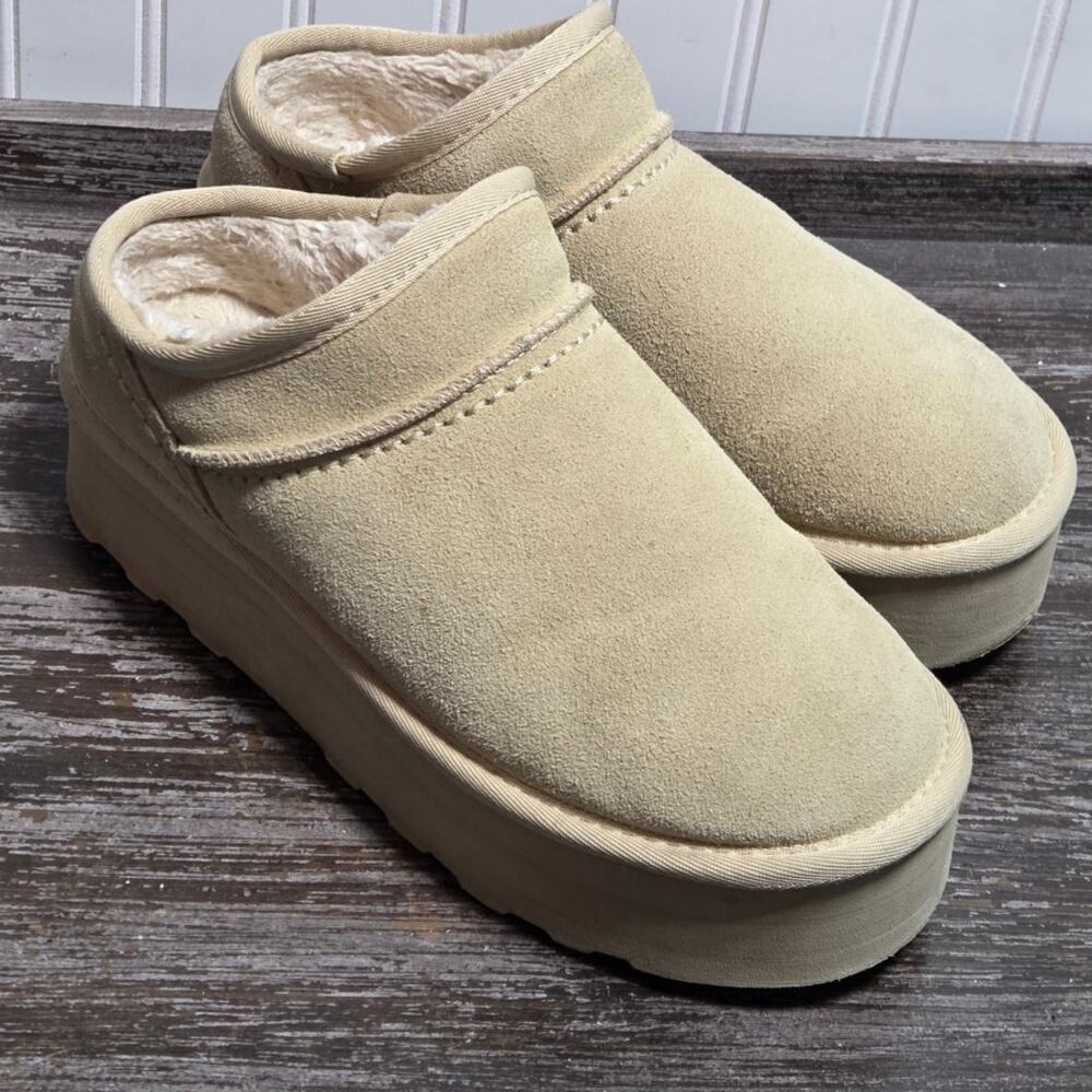 Cushion Aire Women's Tan Suede Memory Foam Platform Slippers Size 9